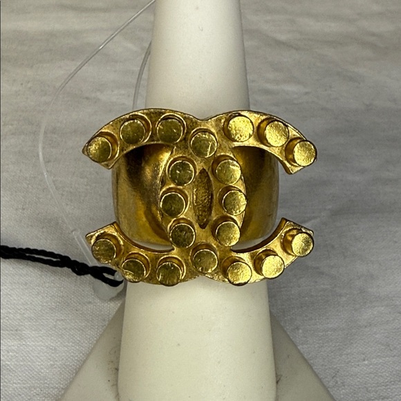 Chanel 02A Goldtone CC Logo Ring, Size 6.5 - Picture 2 of 6